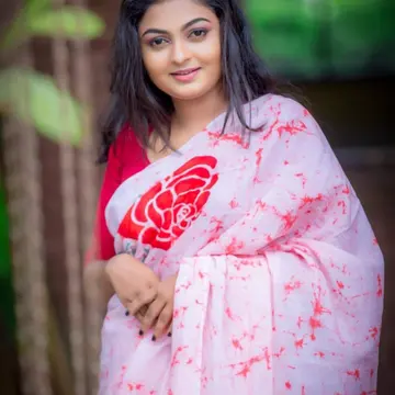 View photo 2 of 10, Batik Saree 05