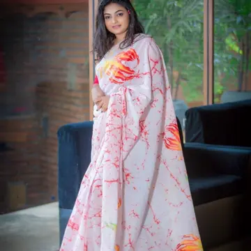 View photo 9 of 10, Batik Saree 05