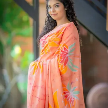 View photo 2 of 4, Batik Saree 07