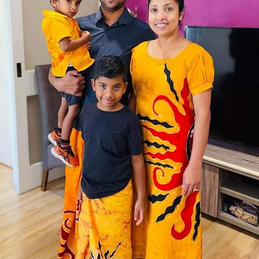 Batik Family Set 01, handmade Sri Lankan batik matching set, KB-023